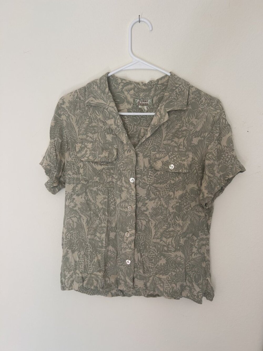 Tommy Bahama Silk Sage Green Tropical Leaf Print Camp Collar Button Up Shirt S